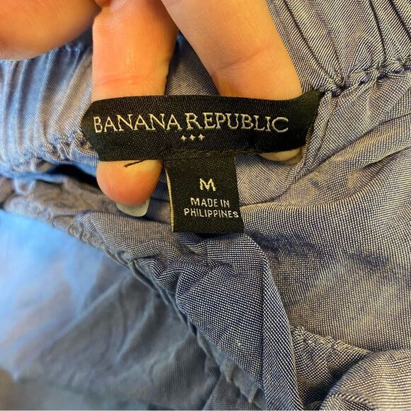BANANA REPUBLIC Blouse Off the Shoulder Top Ruffle Chambray Blue Bohemian - Picture 3 of 7